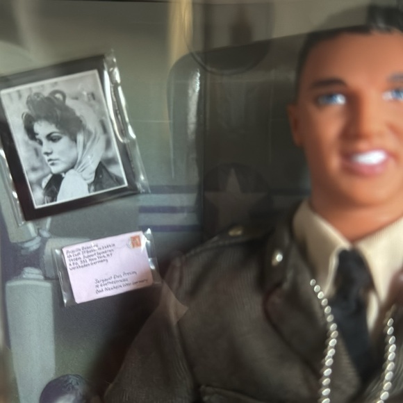 The Elvis Presley Collection - Picture 5 of 8